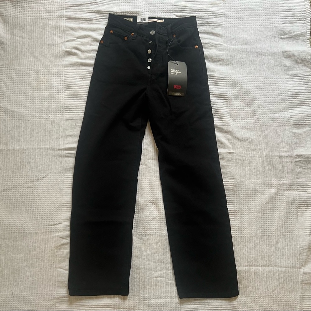 Levi’s Ribcage Straight Ankle